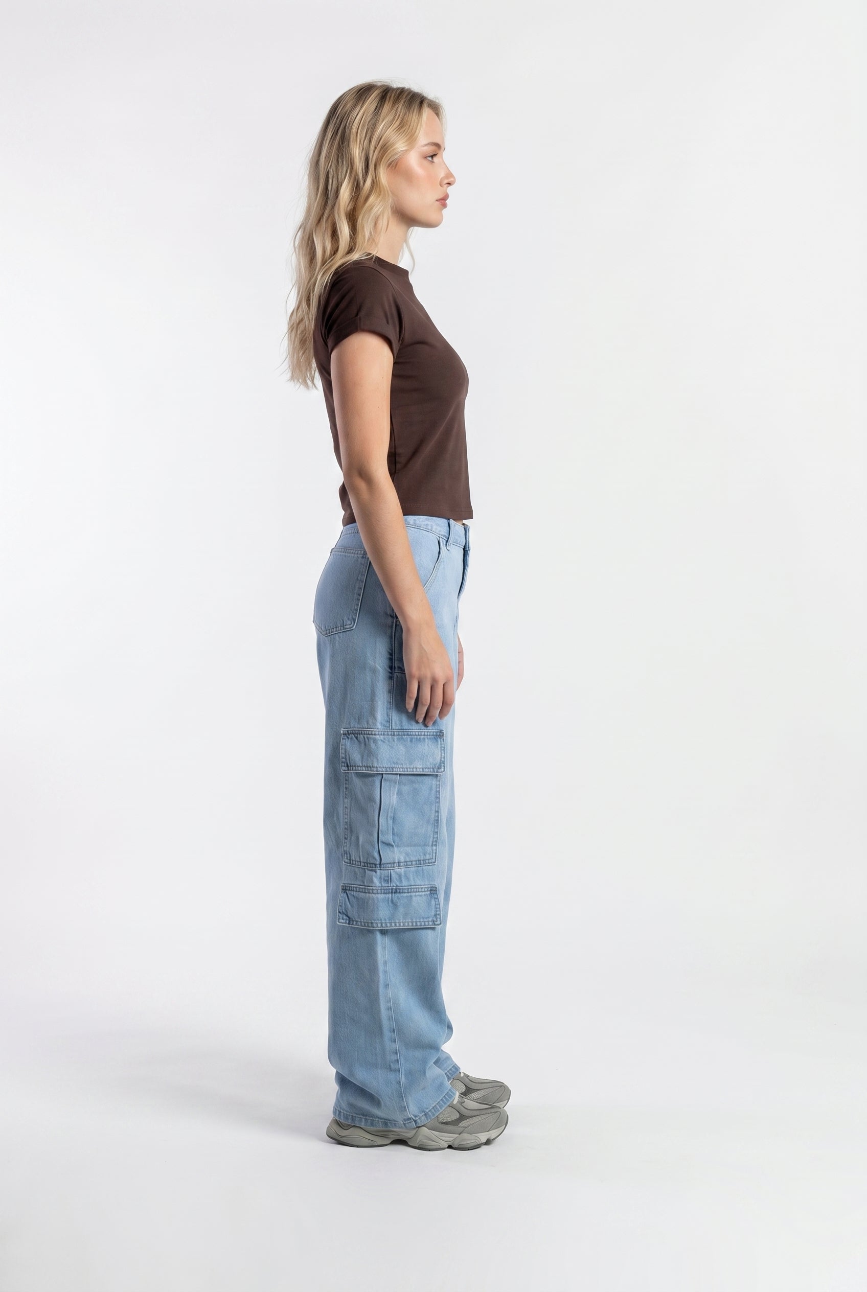 Camiseta Feminina Essencial Manga Dobrada