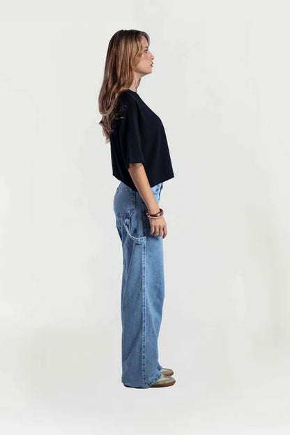 Cropped Flow Valara