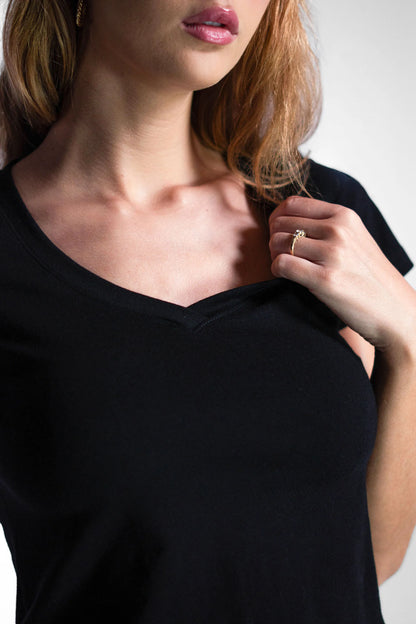 Camiseta Feminina Decote em V