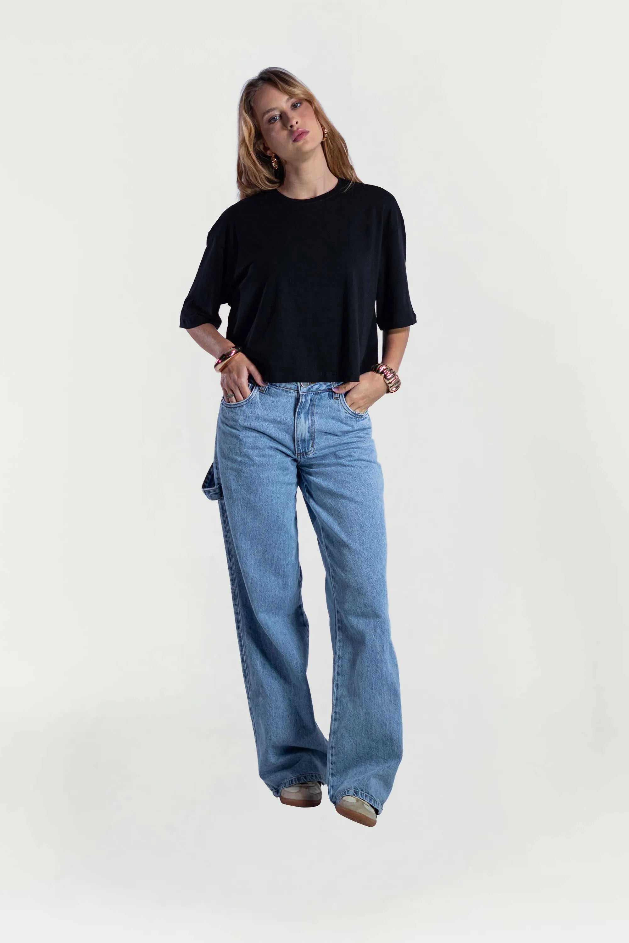 Cropped Flow Valara